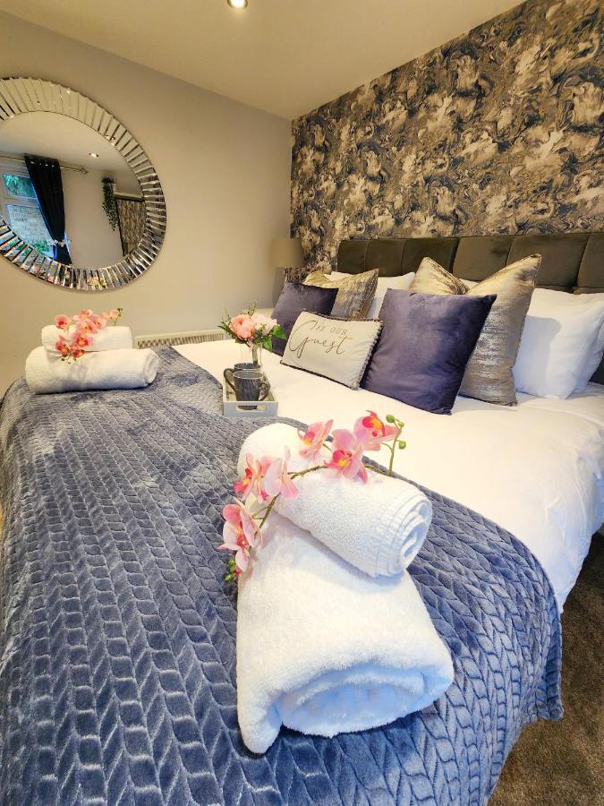 Studio Apartment The Den Colnbrook Exterior foto
